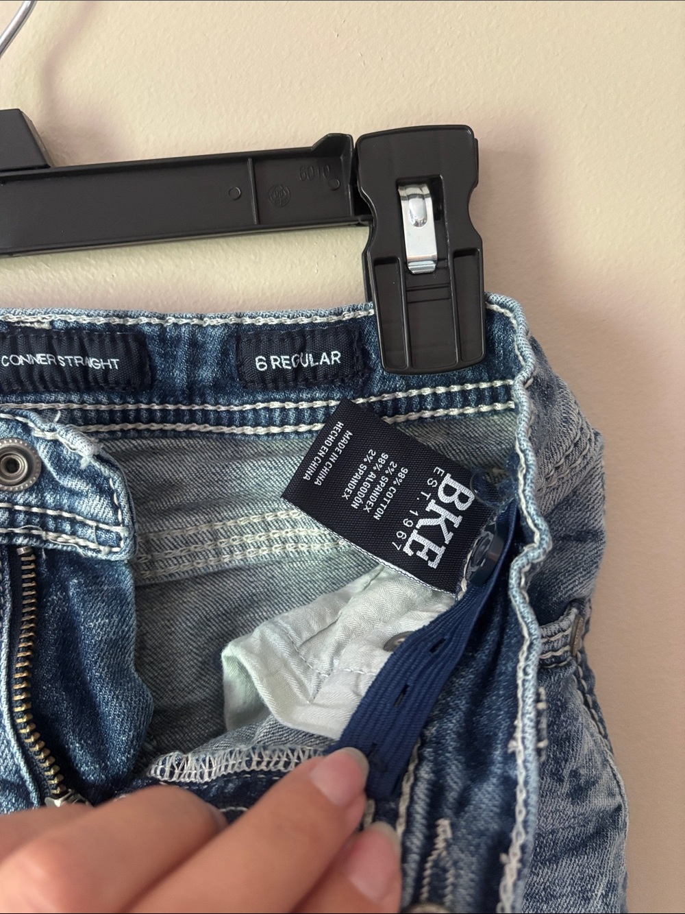 BKE Connor Straight Jeans - Picture 3 of 3